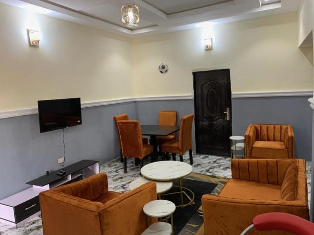Oxford Villa Apartment Nnewi Buitenkant foto